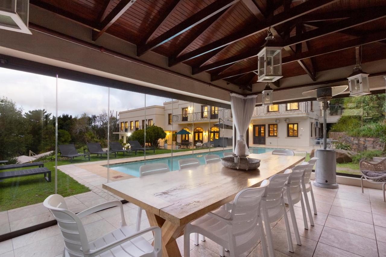 Two Luxury Villas 10 Bed Lyonesse & Lyons Den — 5-Star Luxury Hotel in Cape Town, South Africa