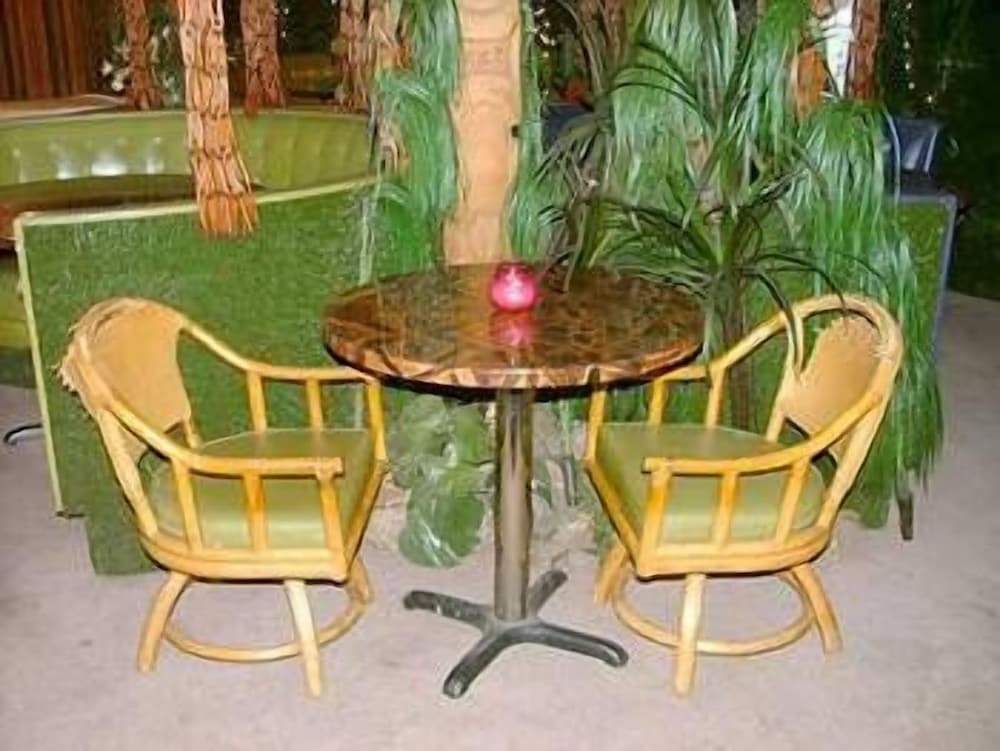 Tecumseh Inn Motel - photo 12