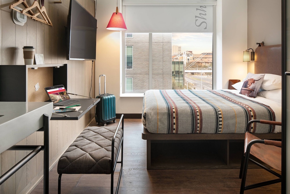 Moxy Austin University - photo 18