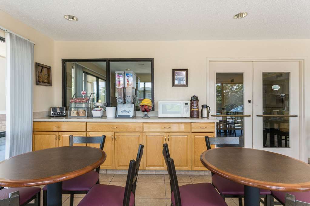 Super 8 by Wyndham Slidell - photo 44