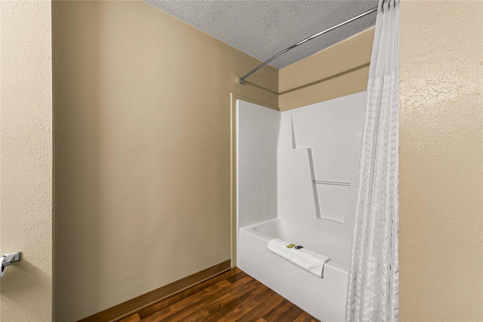 Suburban Studios Winston Salem - photo 11