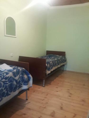 Jimsher Naveriani Guesthouse