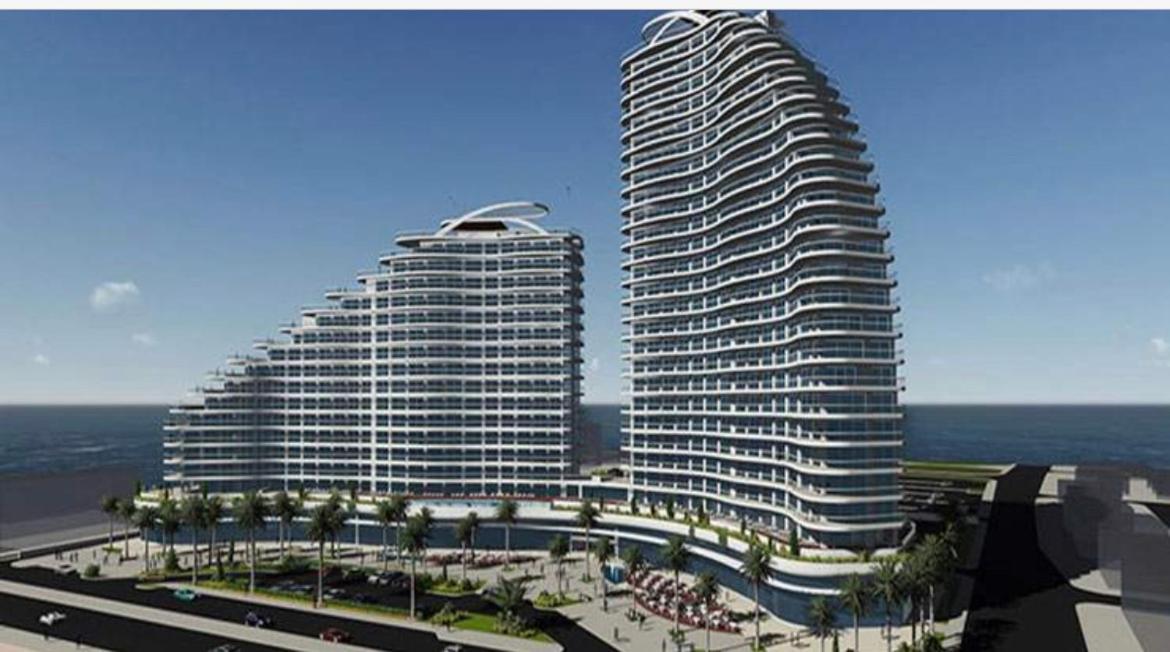 Del Mar Beachfront 3 Bedroom 'C' Residence