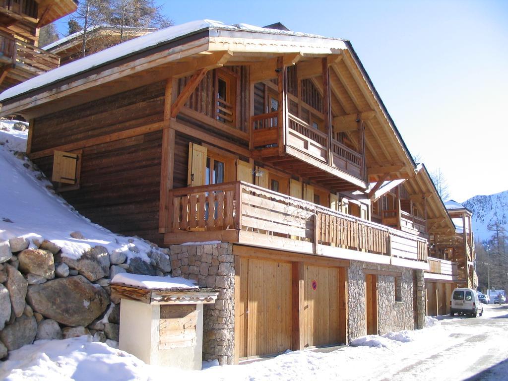 Sci Chalet Dempure — 4-Star Luxury Hotel in Apt, France