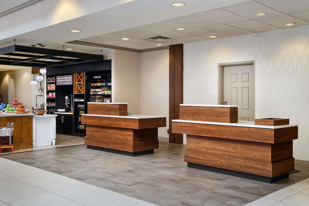 Hilton Garden Inn Schaumburg - photo 4