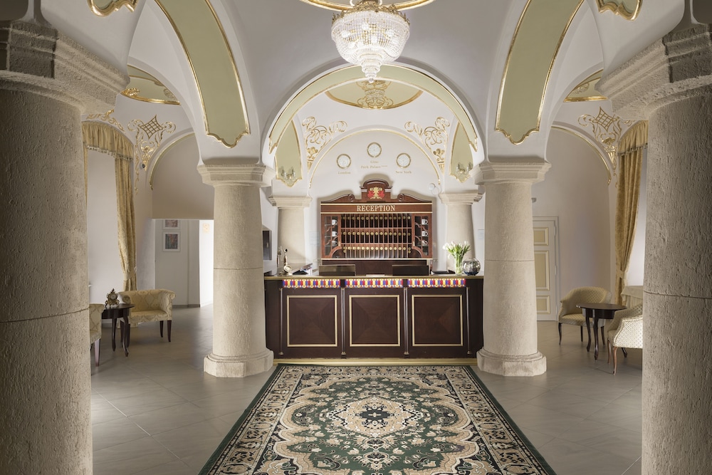 Hotel & Restaurant Gino Park Palace in Povazska Bystrica, Slovakia