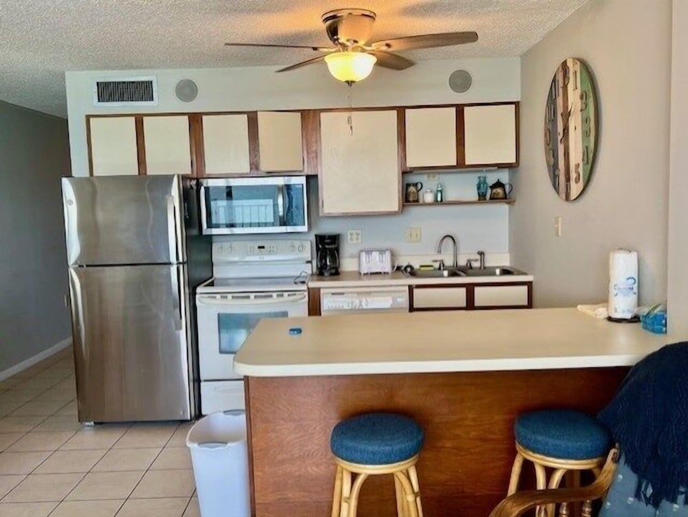 Royal Garden Resort 904 2 Bedroom Condo by RedAwning - photo 6