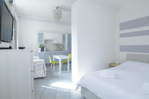 Central cosy apartment — 4-Star Luxury Hotel in Bologna, Italy