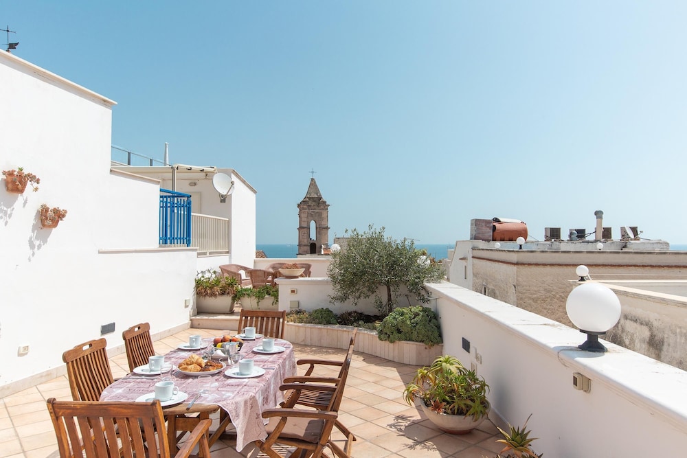 3556 Dimore al Castello App. by Barbarhouse — 4-Star Luxury Hotel in Vieste, Italy