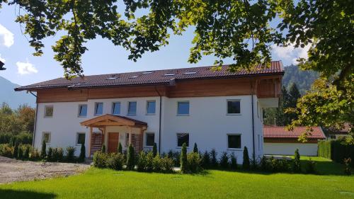 Ferienwohnungen Gottschlicht — 4-Star Luxury Hotel in Oberhof, Germany