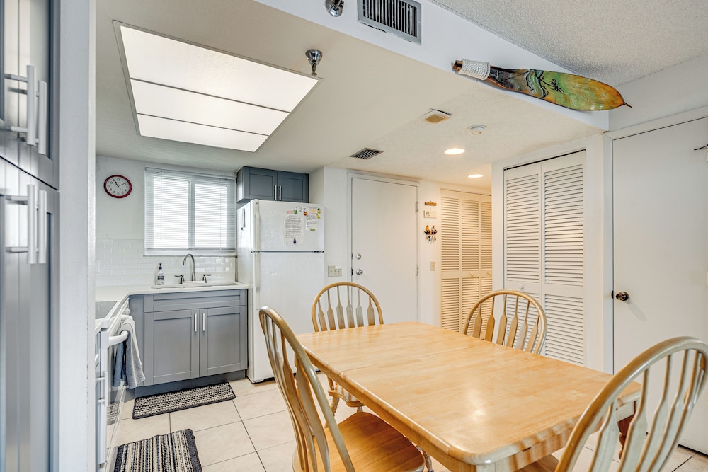 Balcony & Resort Amenities: Gulf Coast Escape - photo 7