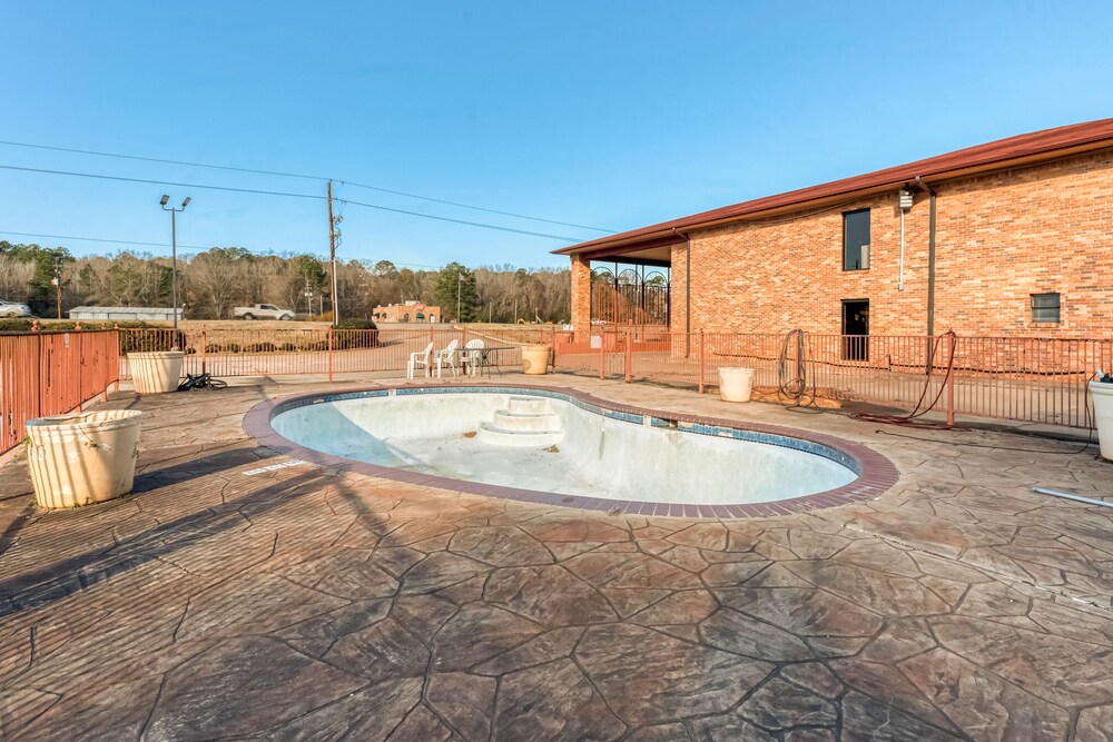 OYO Hotel Jefferson TX Hwy 59 - photo 25