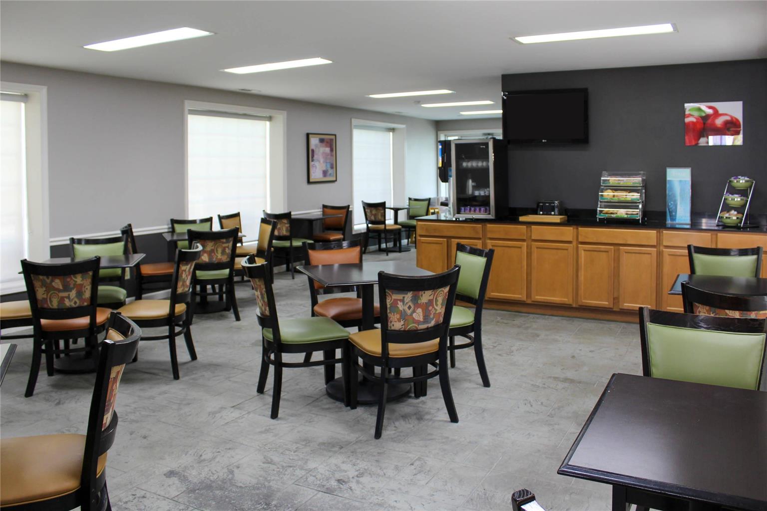 Quality Inn Crossville Near Cumberland Mountain State Park - photo 30
