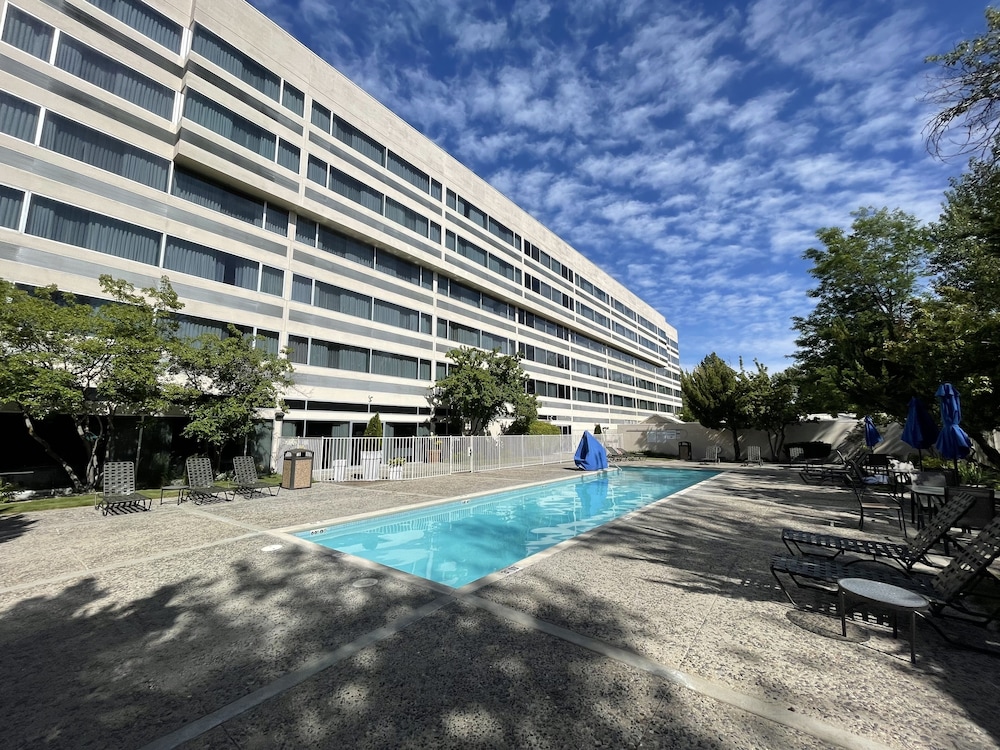 Holiday Inn Express Boise University Area by IHG - photo 40