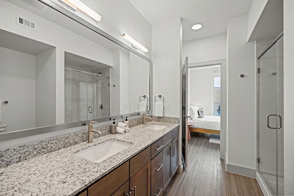 Placemakr Downtown Austin - photo 204