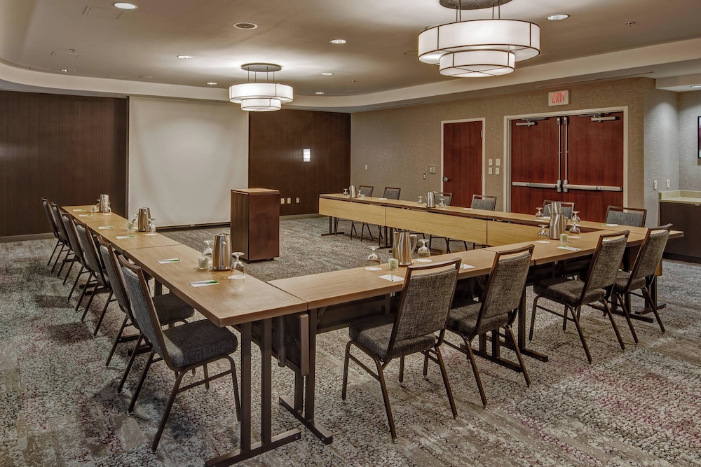 Courtyard by Marriott Newport News Airport - photo 35