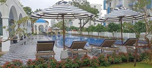Santorini House 12A Tranquil Negombo Escape Your Perfect Coastal Getaway — 4-Star Luxury Hotel in Negombo, Sri Lanka