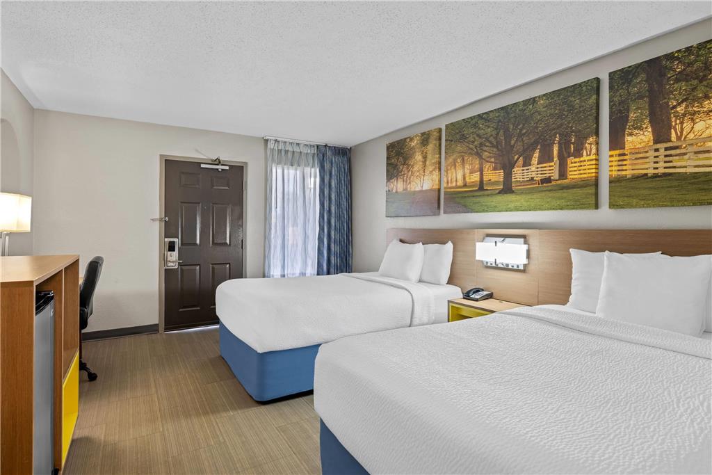 Days Inn by Wyndham Chattanooga Hamilton Place - photo 20