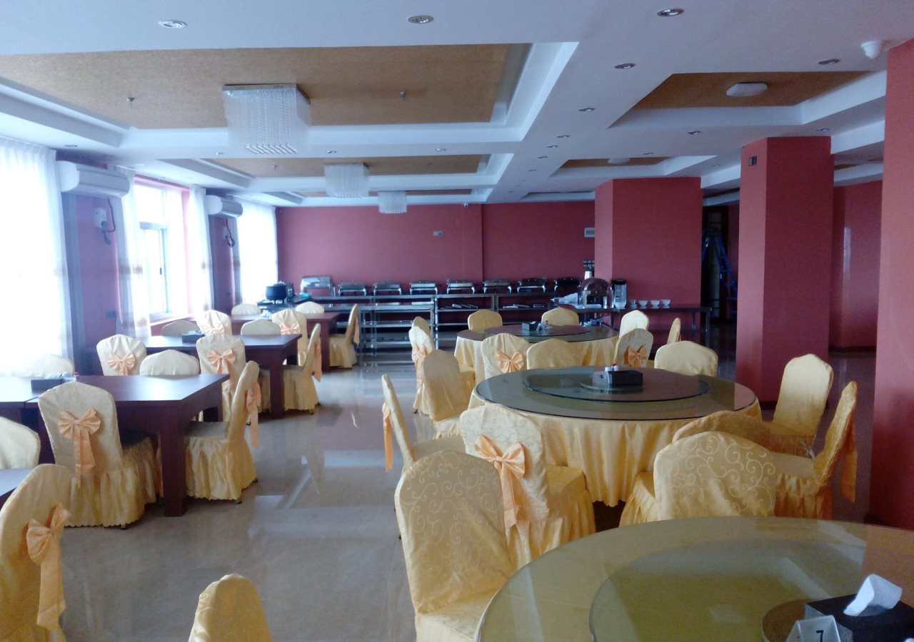 Two Elephants Hotel — Lashio — photo 5