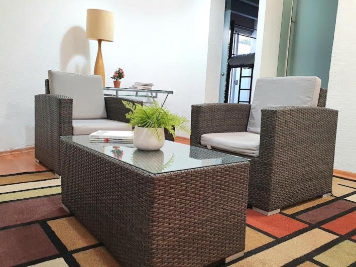 Spacious and cozy house in Polanco for 26 guests — 4-Star Luxury Hotel in Mexico City, Mexico