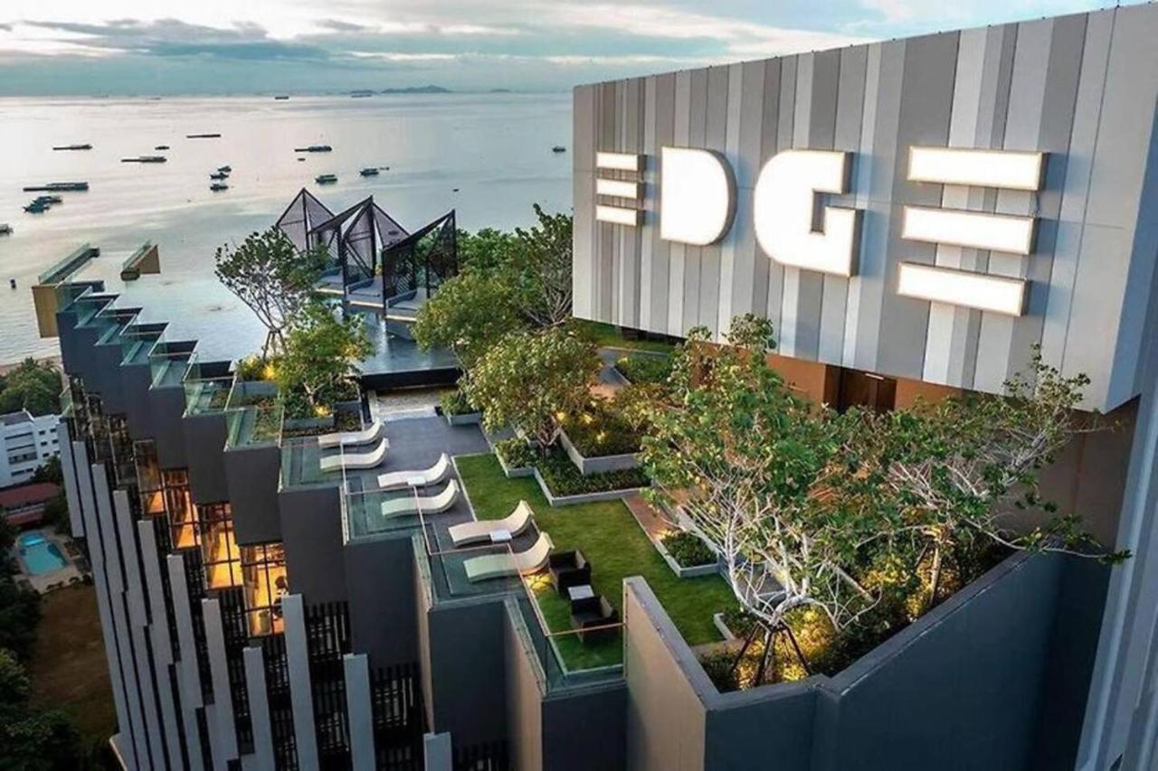 Edge Seaside Luxury Stylish Condo steps away from beach — 4-Star Luxury Hotel in Pattaya, Thailand