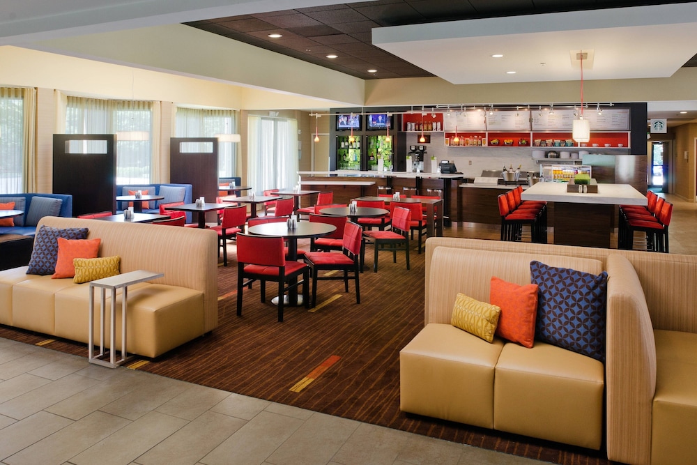 Courtyard by Marriott Huntsville University Drive - photo 2
