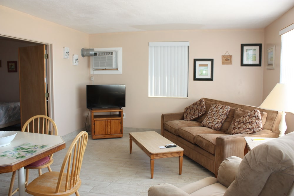 iBeach Resort - photo 11