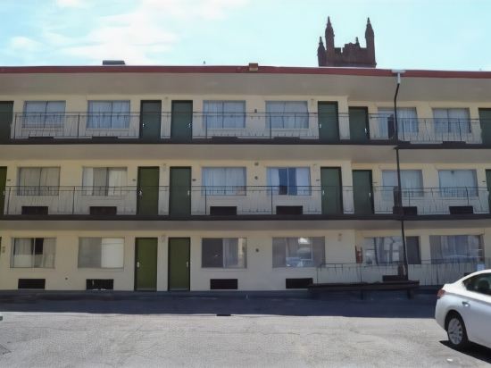 Travelodge — hotel in Zanesville