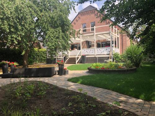 B&B Reveille — 4-Star Luxury Hotel in Kleve, Germany