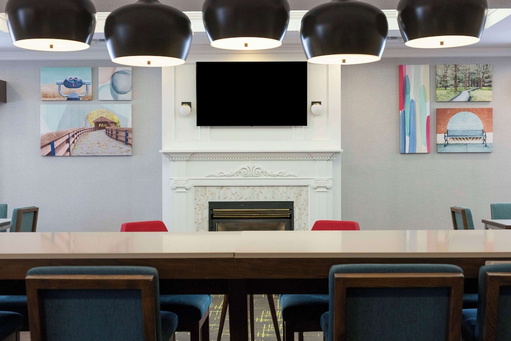 Hampton Inn Toledo South Maumee - photo 3