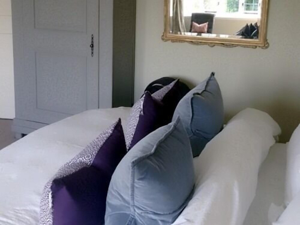 Beacon Hall House — Cranbrook — photo 2