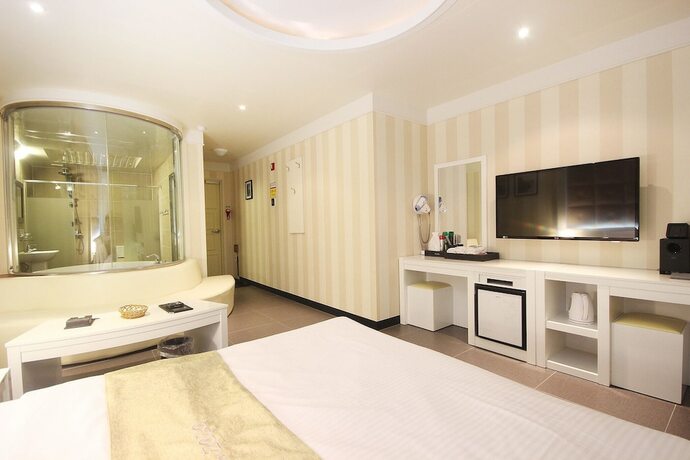 Gunsan Zaza Drive In Motel in Gunsan, South Korea