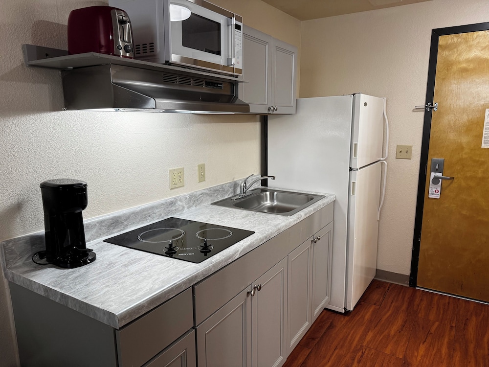 Best Studio Inn - photo 12