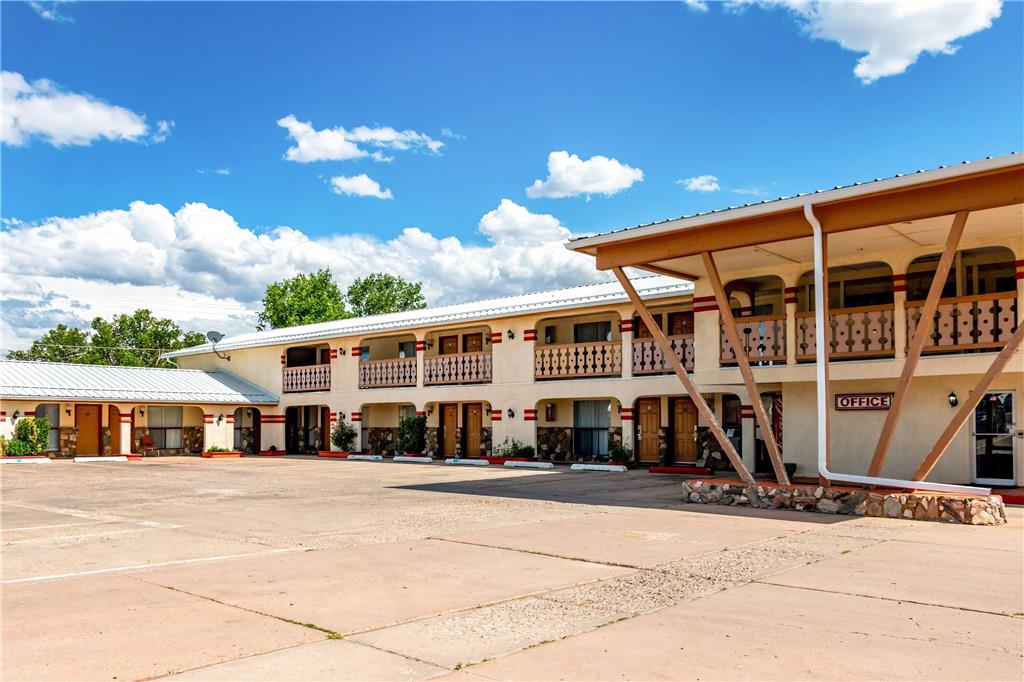 Travelodge by Wyndham Las Vegas NM - photo 4