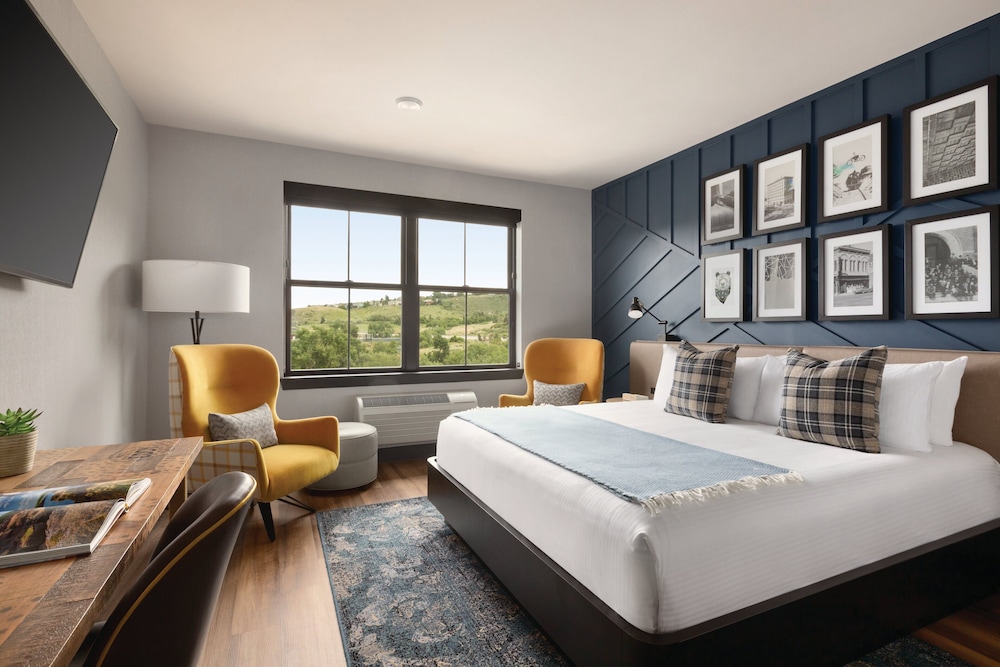 The Eddy Taproom & Hotel - photo 23