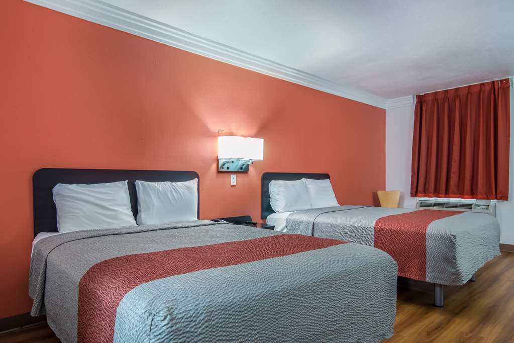 Motel 6 Marshall TX - photo 13