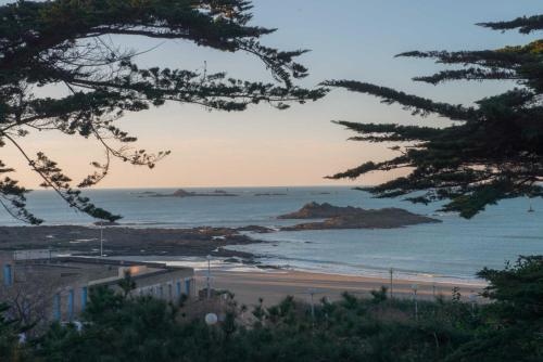 La Pinede — hotel in Dinard