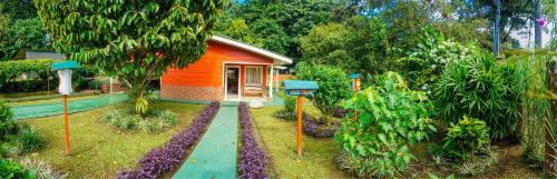 Casa Rancho Verde — 4-Star Luxury Hotel in Monterrey, Costa Rica