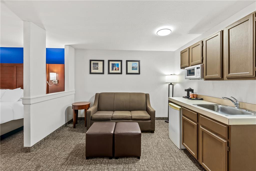 Comfort Inn & Suites Fairborn near Wright Patterson AFB - photo 46