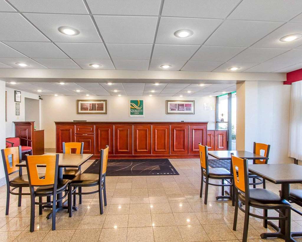 Quality Inn Dyersburg I 155 - photo 6