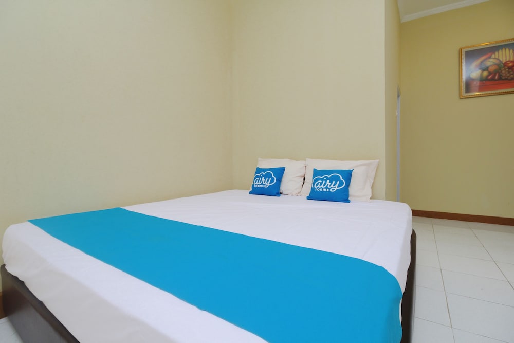 RedDoorz @ Jalan Morotai Lampung - carbon neutral hotel in Bandar Lampung