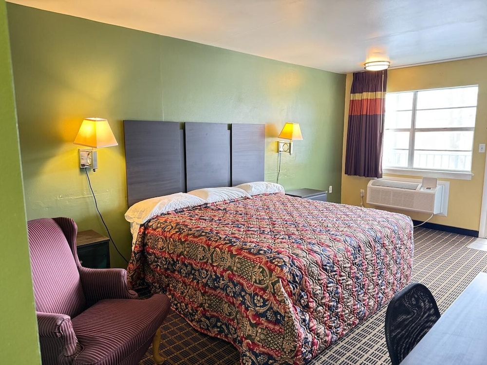 Relax Inn - photo 2