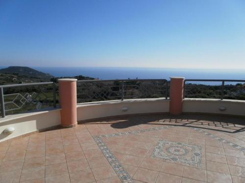 Villa Serenity House of an elegant immaculate luxury environment — 4-Star Luxury Hotel in Kymi, Greece