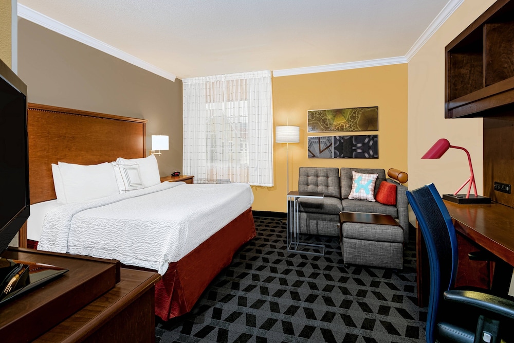 TownePlace Suites by Marriott San Antonio Northwest - photo 8