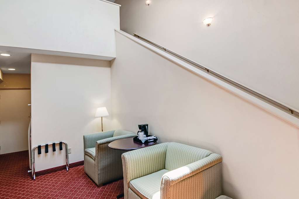 Americas Best Value Inn Torrington CT - photo 6