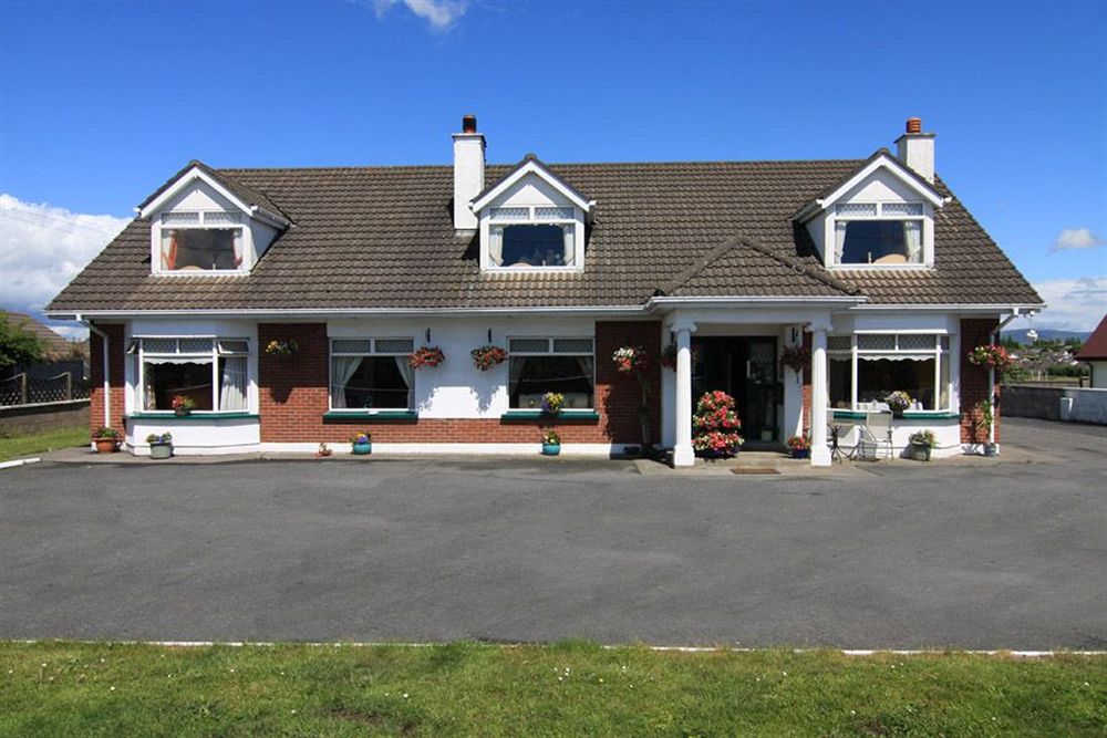 Greengates Bed and Breakfast — 4-Star Luxury Hotel in Dundalk, Republic of Ireland