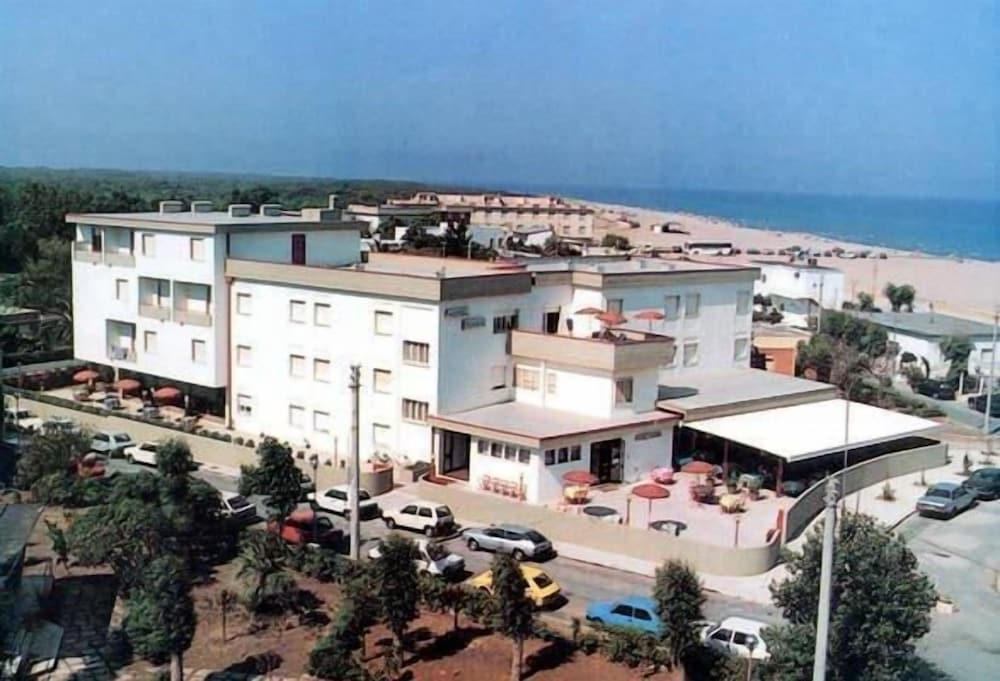 Hotel Turismo — Bernalda — photo 2