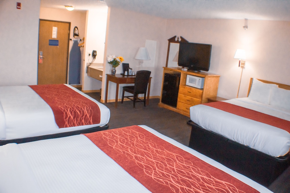 Victorian Inn & Suites - photo 4