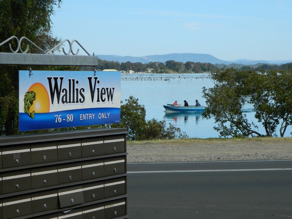Wallis View 13 — 4-Star Luxury Hotel in Forster, Australia