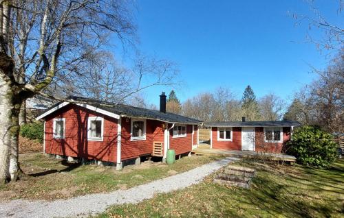 Beautiful Home In Höör With Wifi — 4-Star Luxury Hotel in Hoeoer, Sweden